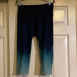 Peloton-With Gradient Reversible Leggings